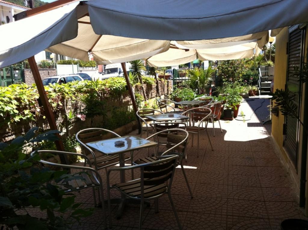 Albergo Delle Rose Pozzuoli Exterior foto