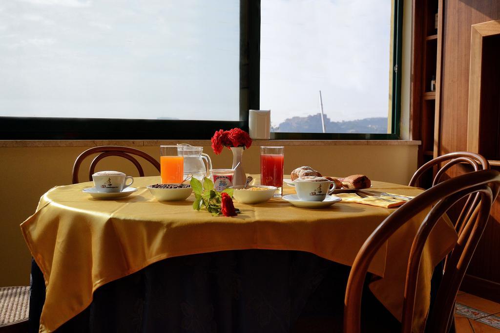 Albergo Delle Rose Pozzuoli Exterior foto